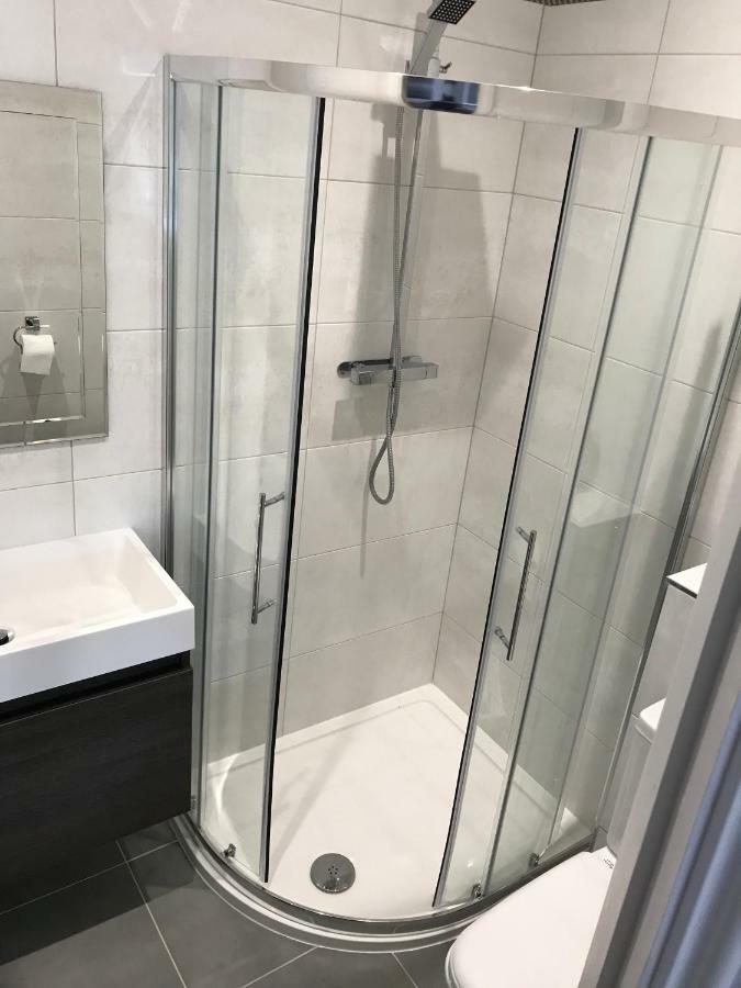 Berkshire Serviced Apartment Helena 12 Reading Ngoại thất bức ảnh